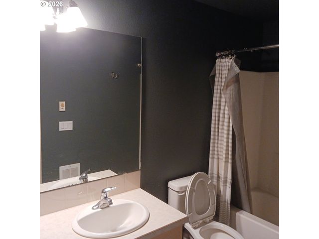 3151 Ne WELLS ACRES Rd, Bend, OR 97701