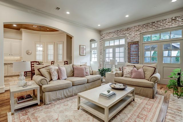 3805 Swarthmore, West University Place, TX 77005