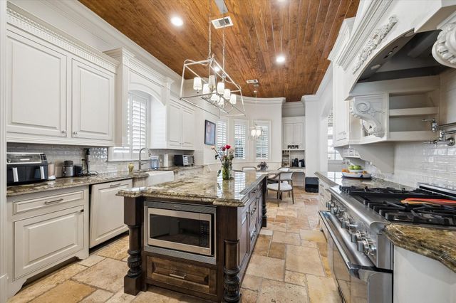 3805 Swarthmore, West University Place, TX 77005