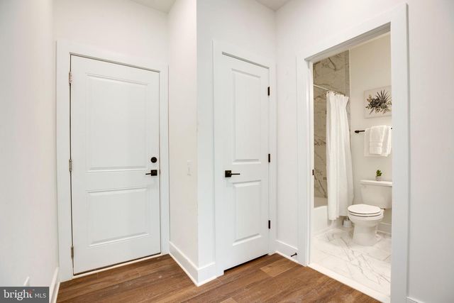 10800 WILLOW TER, Fairfax, VA 22030