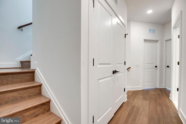 10800 WILLOW TER, Fairfax, VA 22030