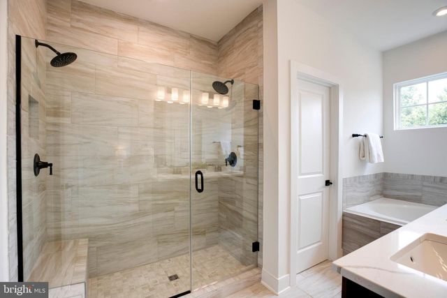 10800 WILLOW TER, Fairfax, VA 22030