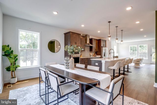10800 WILLOW TER, Fairfax, VA 22030