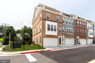 10800 WILLOW TER, Fairfax, VA 22030