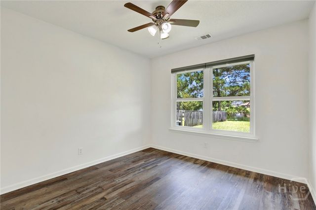 188 Berwick Lakes Boulevard, Pooler, GA 31322