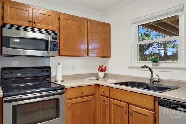 188 Berwick Lakes Boulevard, Pooler, GA 31322