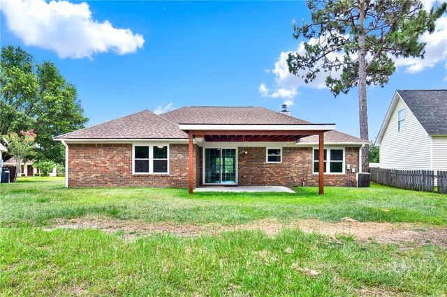 188 Berwick Lakes Boulevard, Pooler, GA 31322