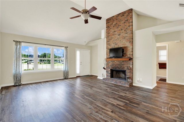 188 Berwick Lakes Boulevard, Pooler, GA 31322