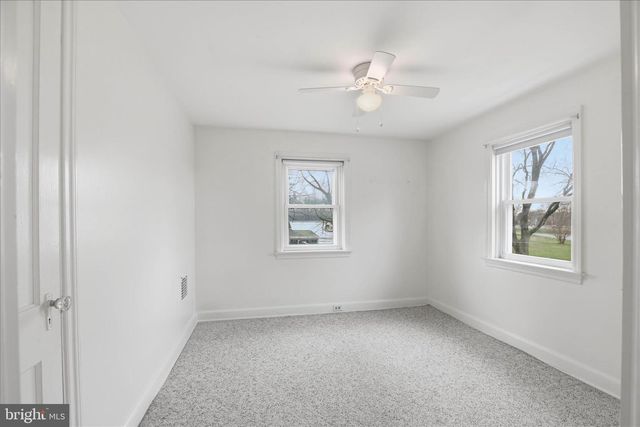 1632 LAMPETER RD, Lancaster, PA 17602