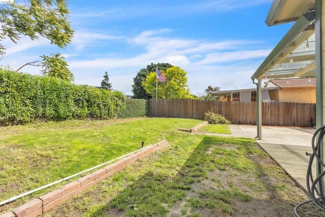 621 Paseo Del Rio, San Lorenzo, CA 94580