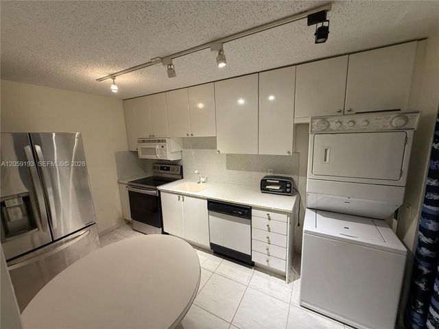 9273 Collins Avenue 1101, Surfside, FL 33154