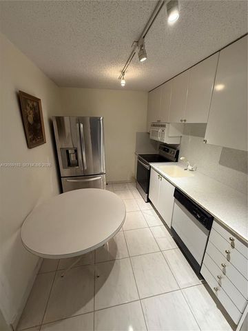9273 Collins Avenue 1101, Surfside, FL 33154