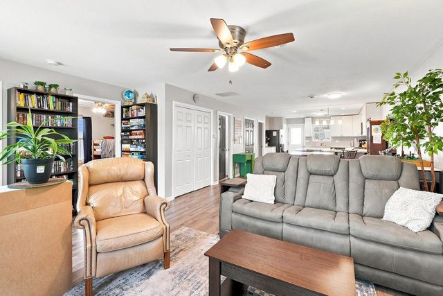 1312 Blaine AVENUE, Racine, WI 53405