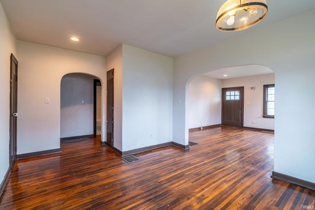 1801 S Jefferson Street, Muncie, IN 47302