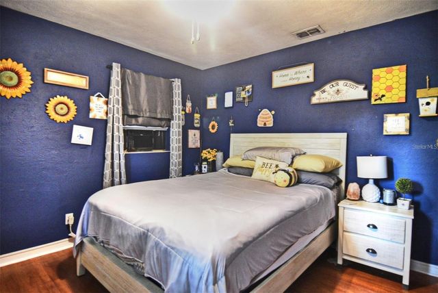 2410 E CHURCH STREET, Orlando, FL 32803