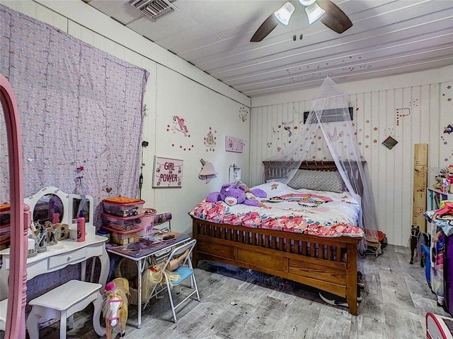 2410 E CHURCH STREET, Orlando, FL 32803