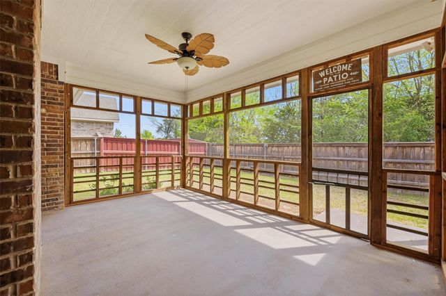 230 Bent Oak Drive, Pottsboro, TX 75076