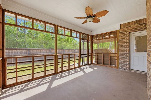 230 Bent Oak Drive, Pottsboro, TX 75076