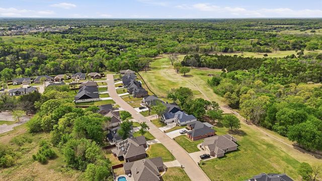 230 Bent Oak Drive, Pottsboro, TX 75076