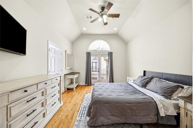 210 Grove Street, Houston, TX 77020