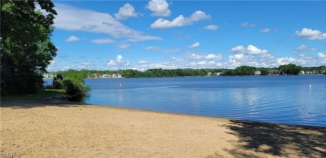 3671 Windjammer Cove, Aurora, OH 44202