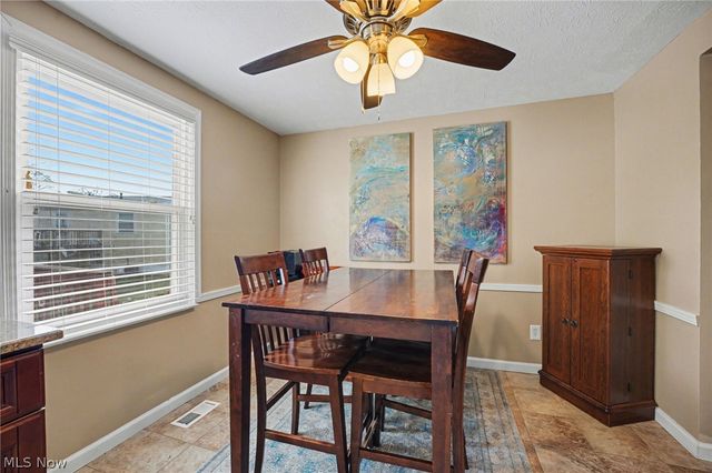 3671 Windjammer Cove, Aurora, OH 44202