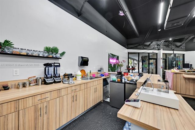 12338 SW 127 Ave, Kendall, FL 33186