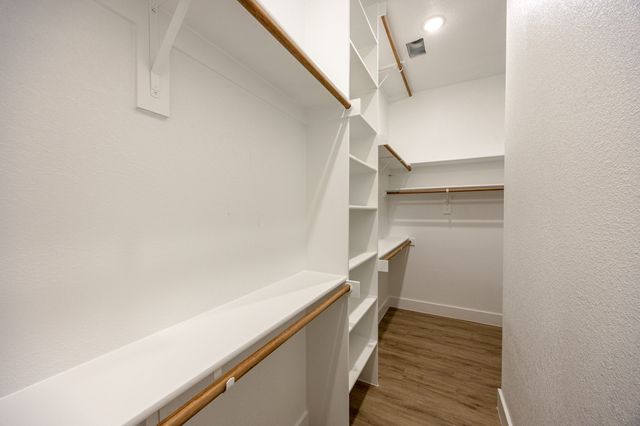 805 Glen Garden, Fort Worth, TX 76104