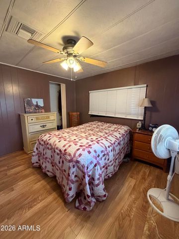 201 S Greenfield Road 18, Mesa, AZ 85206