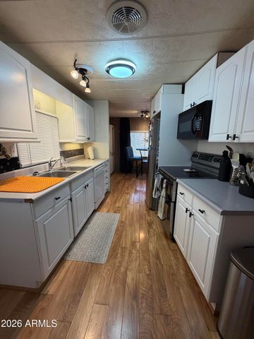 201 S Greenfield Road 18, Mesa, AZ 85206