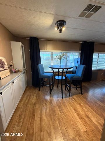 201 S Greenfield Road 18, Mesa, AZ 85206