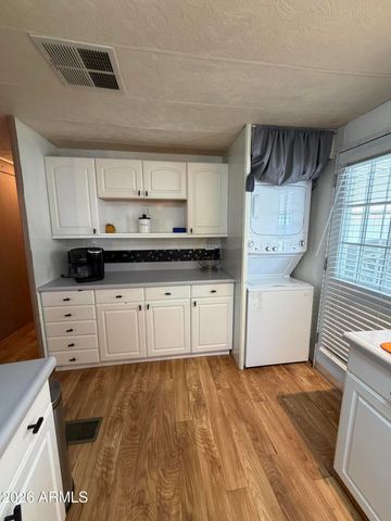 201 S Greenfield Road 18, Mesa, AZ 85206
