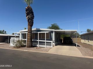 201 S Greenfield Road 18, Mesa, AZ 85206