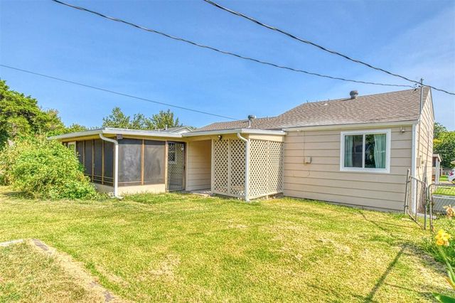 717 E Johnson Street, Norman, OK 73071