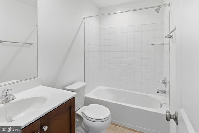 41 SCAMMEL DR, Bunker Hill, WV 25413
