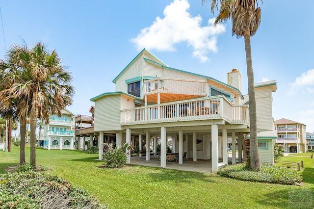 4231 Pelican Lane, Galveston, TX 77554