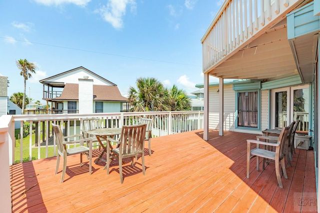 4231 Pelican Lane, Galveston, TX 77554