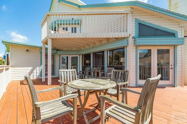 4231 Pelican Lane, Galveston, TX 77554