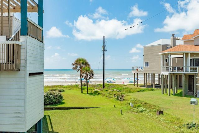 4231 Pelican Lane, Galveston, TX 77554