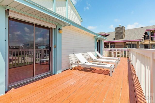 4231 Pelican Lane, Galveston, TX 77554