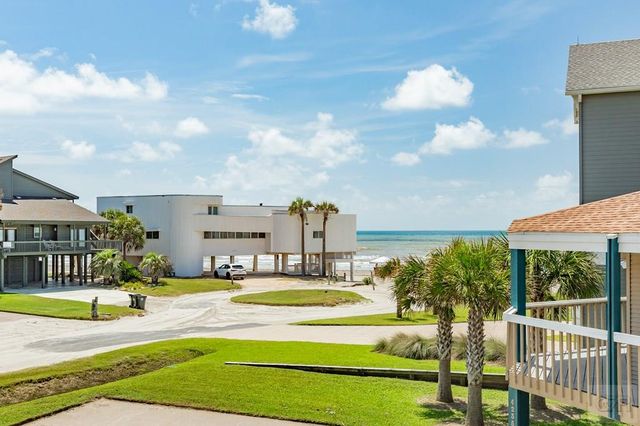 4231 Pelican Lane, Galveston, TX 77554