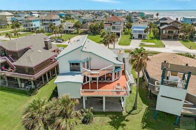 4231 Pelican Lane, Galveston, TX 77554