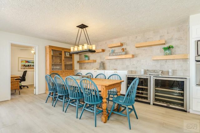 4231 Pelican Lane, Galveston, TX 77554