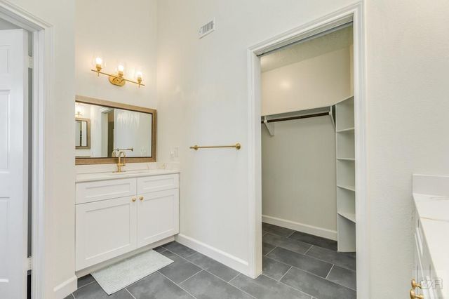 4231 Pelican Lane, Galveston, TX 77554