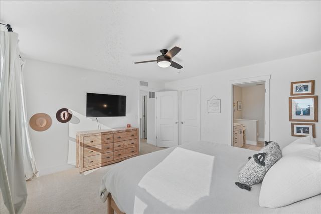3572 Amber Oaks Drive, Howell, MI 48855