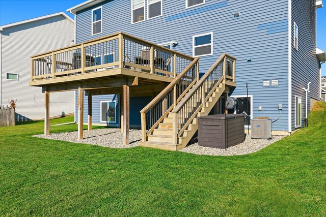 3572 Amber Oaks Drive, Howell, MI 48855