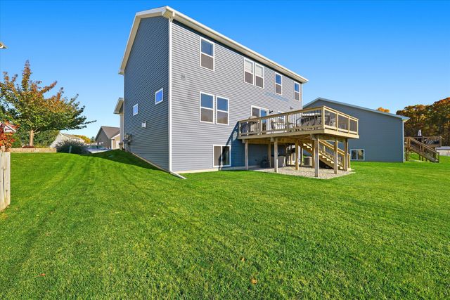 3572 Amber Oaks Drive, Howell, MI 48855