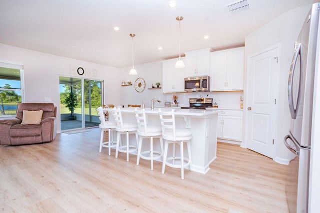 4198 Keeson Circle, Vero Beach, FL 32967