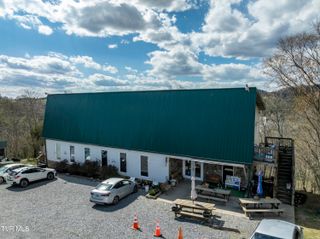 420 Cave Hill Rd Road, Blountville, TN 37617