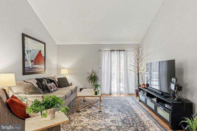 2704 GATEWAY CT, Harrisburg, PA 17110